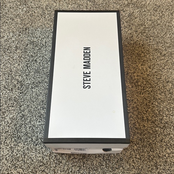 Denim Tassel Embellished Slip-On Clogs - Picture 5 of 5